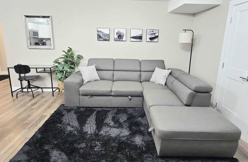 Sooke House | Modern 2 Bedroom suite in quiet, beautiful neighborhood. Small dog friendly !