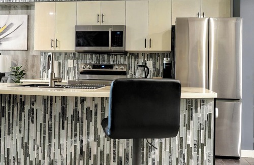 Downtown Edmonton Apartment | Modern 2BR Condo with secure parking and walking distance to Rogers Place