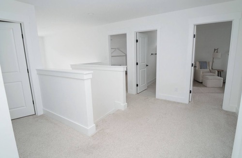 Vass House | Modern 6BR - EV Charger - Gated Community - Family Friendly - Home Gym
