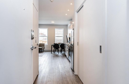 Plateau Mont Royal Apartment | Modern and New Studio in the Heart of the City by Den Stays