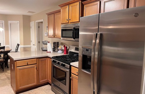 Johnston County House | Modern and Serene Charming One Story 3-Bedroom House in Smithfield, NC.