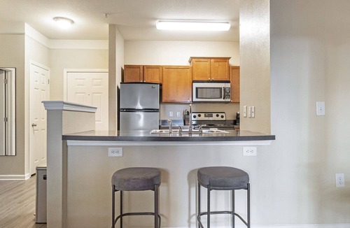 Northwest Raleigh Apartment | Modern Apartment in Prime Location (ID1189X390)