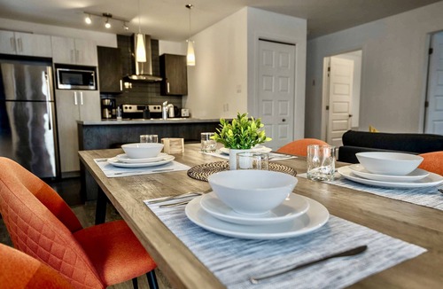 Laval-des-Rapides Apartment | Modern apartments 2 Bedrooms 4 beds AC Wi-Fi Free Parking Smart TV