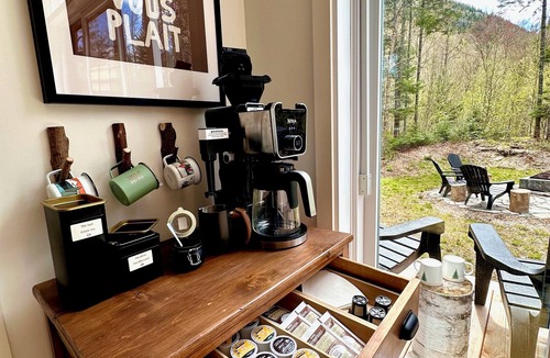 Saint-Raymond Ski Chalet | Modern chalet 2 minutes from the Bras-du-Nord Valley | Spa & Sauna