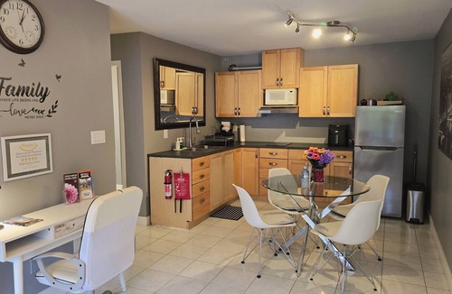 Newton House | Modern, clean & private 1BR suite. Up to 4 guests.