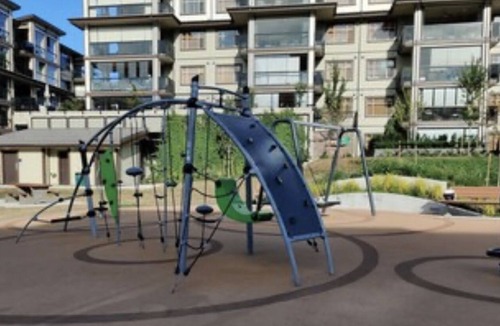 Yorkson Condo | Modern & Comfy 2 bedroom Condo in Langley | Close to Highway 1