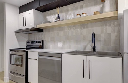 Southwest Edmonton Apartment | Modern Contemporary 2BR Basement Suite