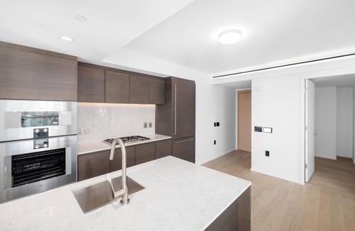 West End Apartment | Modern Dream Condo Downtown Vancouver