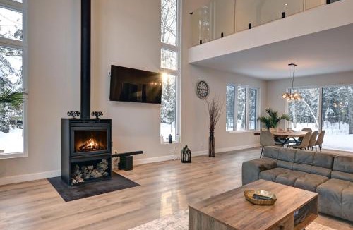 Lac Superieur Village Villa | Modern Luxury 4-Bedroom Home by Mont-Tremblant Ski Resort