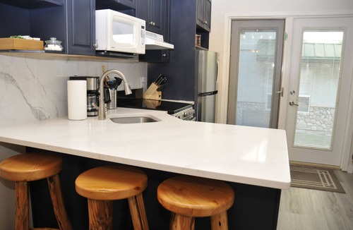 Harvie Heights House | ❤ Modern Rustic 2BR 2BTH Mountain Chalet close to Banff