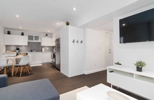 East Side House | Modern & Stylish Gem in East Van