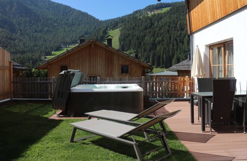 San Vigilio Apartment | Moltina with private sauna and jacuzzi
