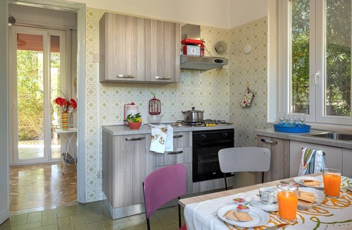 Mondello Villa | MONDELLO VACATION HOME VILLA ROSA