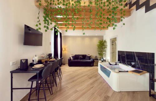 Monte di Pieta Apartment | Montana Suite