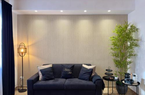 Monte di Pieta Apartment | Montana Suite