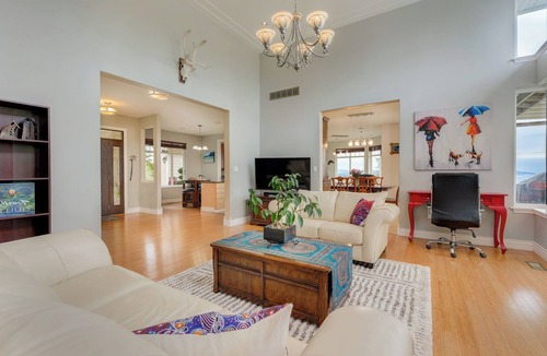 Otter Point House | Mountaintop, ocean-view home minutes from hiking, beaches & more. Stair-free!