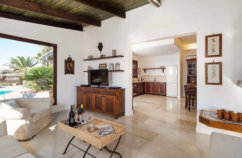 San Vito Lo Capo House | My Rental Homes - Cala Diletta with private pool, 700 meters from the nearest beach.