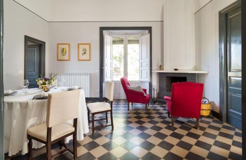 Rovittello Villa | Nerello Mascalese