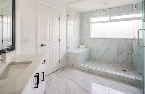 East Newton North House | NEW Beautiful Chimney Hill Home in Surrey BC Pet Friendly
