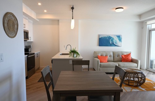 Springbank Hill Apartment | New condo w/fantastic view at west 17 Ave