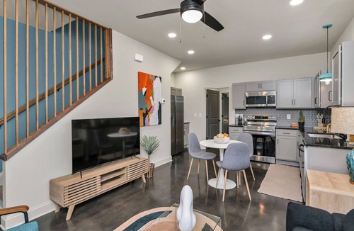 Columbia House | New Construction W Columbia convenient to Campus Visits USC Ft. Jackson Hospital