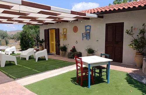 Villalba Apartment | NEW LIFE Villalba Resort - Room '102' with Shared Terrace, Wi-Fi and Air Conditioning