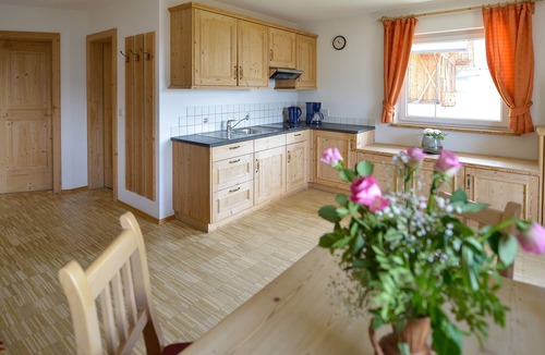 Campo Tures Apartment | Newly built, quiet holiday home, pets are welcome with WiFi