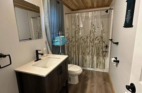 Regional District of Kitimat-Stikine Cabin | Newly built spacious 2BDR cabin - 6A