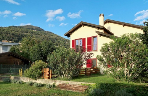 Maccagno Apartment | Nice apartment for 2 guests with WIFI, TV and balcony