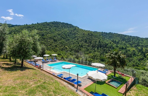 Bivio Pozzo Apartment | Nice apartment for 6 guests with pool, WIFI, TV, patio and panoramic view