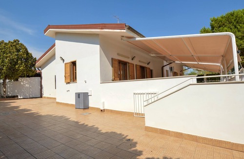 Porto Empedocle House | Nice home in Porto Empedocle with WiFi
