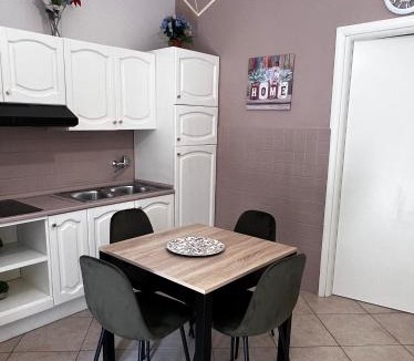 San Giovanni Gemini Apartment | Nonna Croce Home