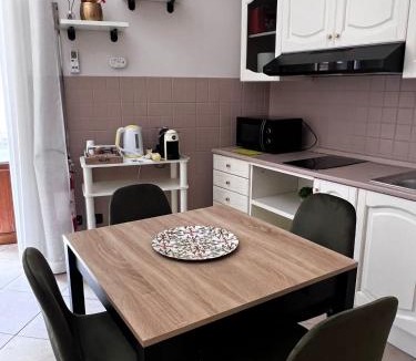 San Giovanni Gemini Apartment | Nonna Croce Home