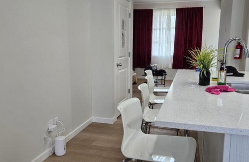 Southeast Calgary Bed & Breakfast | Noreak Thap