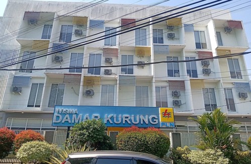 Gresik House | Oak Damar Deluxe Comfort Room