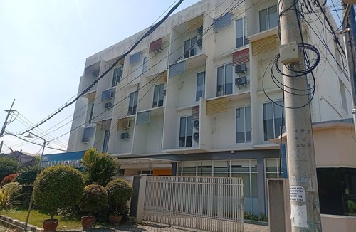 Gresik House | Oak Damar Deluxe Comfort Room