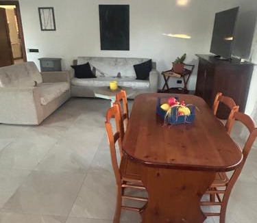 Aprilia House | Oasi di Angelica villa con piscina privata