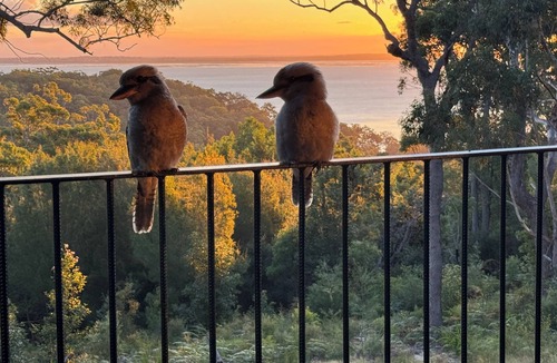Kingfisher Bay House | Ocean Views, canoeing, swimming, Fishing, 4x4 touring.