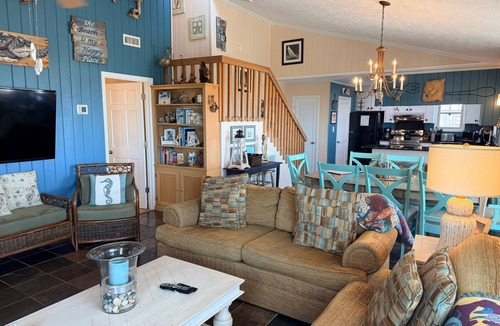 Holden Beach House | Oceanfront 4-bedroom home at Holden Beach, perfect for fun and relaxation.