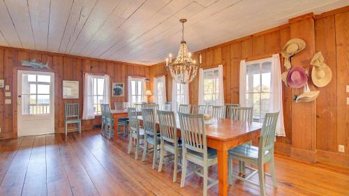 Debordieu Colony House | Oceanfront Beach House with Spectacular Views Georgetown, South Carolina