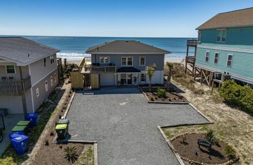 Surf City House | Oceanfront Charm Classic 1960s Cottage Screened Porch & Extra Suite