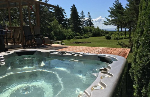 Bayside Cottage | Oceanfront Cozy Cottage Private Beach, Hot Tub, Pool & Boardwalk