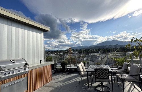 Regional District of Nanaimo Apartment | Oceanfront Penthouse with Private Rooftop, Covered Balcony & Ocean/Mountain View
