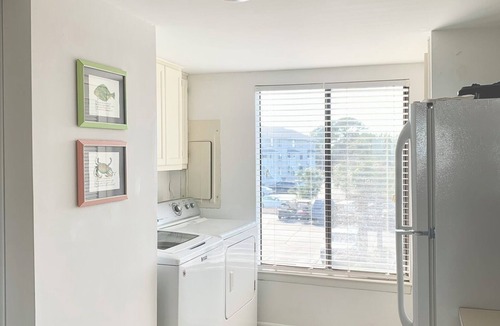 Saint Helena Island Condo | Oceanfront 2 Bedroom Condo in Beach Resort: Paradise and Pools