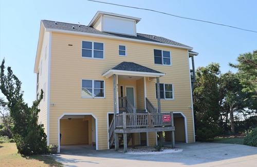 Emerald Isle House | Oceanview Beach Home – 3BR + Loft, Sleeps 10