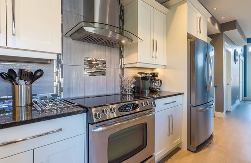 Vernon House | Okanagan Lakefront Summer Paradise I - Vernon