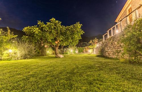 Novara di Sicilia House | Old Noar Private Villa