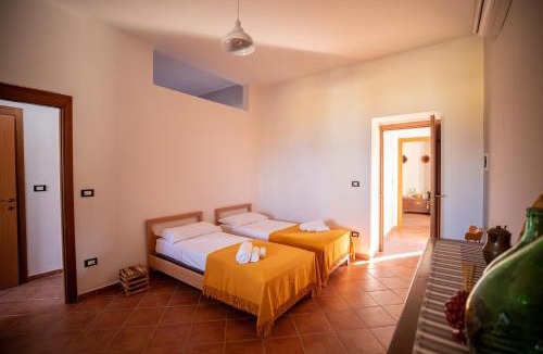 Tindari House | Omero