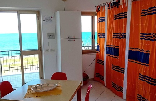San Giorgio Apartment | On the Beach Apartment right on the beach with tv A/C - WI FI -parking