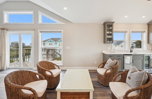 Tuckahoe House | Only 200 ft to beach! Private Pool & Hot Tub!